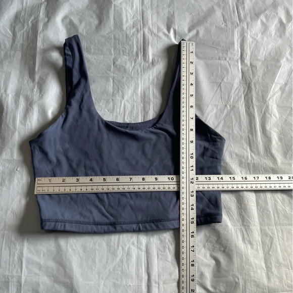 π Dynamite Cropped Tank Top! Womans Size Mediumπ - Picture 9 of 10